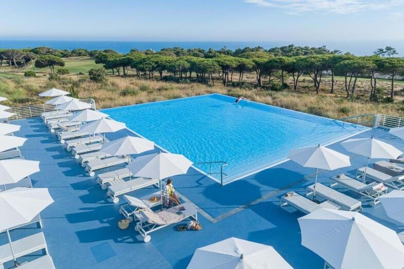The Oitavos