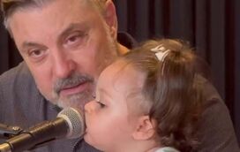 "A barata diz que tem..." Jorge Fernando canta com a filha e o resultado é tão, mas tão fofo