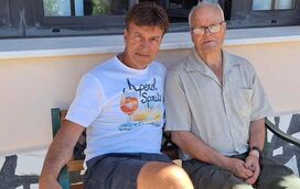 A recuperar em casa! Tony Carreira suspira de alívio com o pai a seu lado 