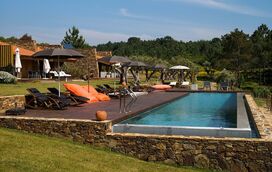 Proprietária de turismo rural desolada após falta de ajuda no combate a incêndio em Odemira