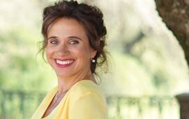 O poder da idade! Dalila Carmo está a caminho do Brasil... e já avisou a TVI que não volta tão cedo