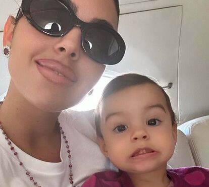 Georgina Rodríguez e Cristiano Ronaldo divertem-se com os filhos em Riade