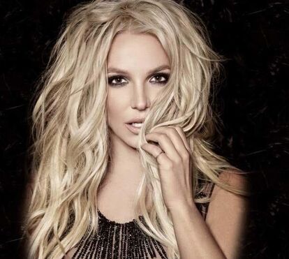 Perigo. Britney Spears explica motivos do vídeo em que dança com facas na mão