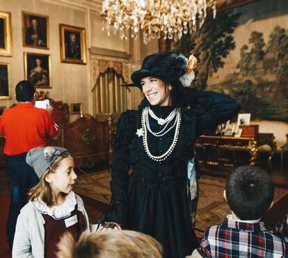 Palácio da Ajuda mostra como era a vida de luxo da rainha Maria Pia, com visita guiada e encenação de época