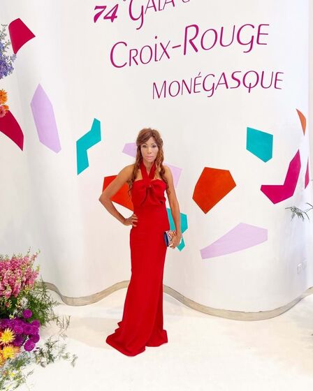 Nicole Coste o baile da Cruz Vermelha