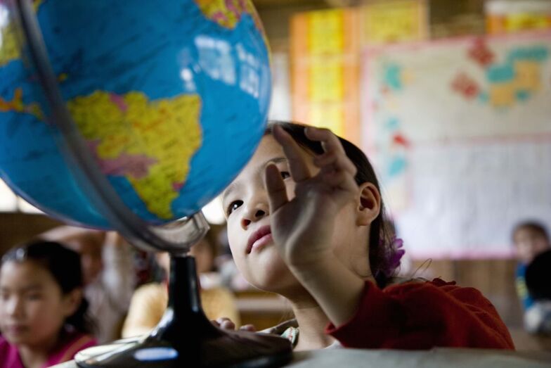 criança, escola, globo 