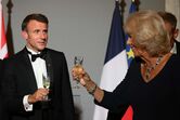 Rei Carlos III, rainha Camilla, Emanuelle Macron e Brigitte Macron 
