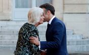 Rei Carlos III, rainha Camilla, Emanuelle Macron e Brigitte Macron 