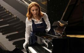 Só o piano de Freddie Mercury foi comprado por 2 milhões. Leilão de objectos do vocalista dos Queen rende14 milhões