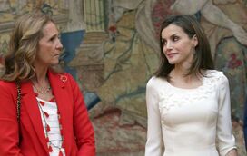 O segredo mais bem guardado das férias da família real espanhola passa por Portugal. Como a infanta Elena fugiu de Letizia... graças a um cúmplice
