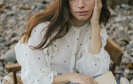 Estas são as 10 blusas boho mais românticas da estação e que vão fazer a combinação perfeita com os seus jeans