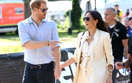 Mais uma bomba! Novo livro diz que foram afinal dois membros da família real a questionar a cor da pele do filho de Meghan e Harry