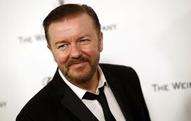 Ricky Gervais lamenta não conseguir ganhar luta contra a balança: "Estou gordo, velho e vou morrer em breve"
