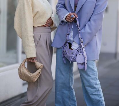 8 modelos de jeans largos que estão na moda, afinam a cintura e dão um twist aos seus looks de outono