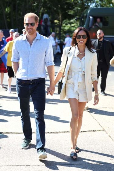 O príncipe Harry e Meghan Markle não esconderam a paixão nos primeiros dias dos Jogos Invictus