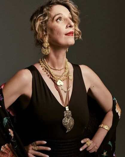 Dulce Pontes, cantora