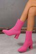 Botas e botins fora de moda 