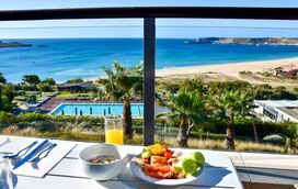 Este outubro está a ferver! Aproveite o feriado para uma escapadinha de praia nos refúgios mais bonitos do litoral