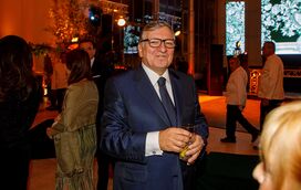 Imagens da festa de luxo que Durão Barroso ofereceu aos amigos