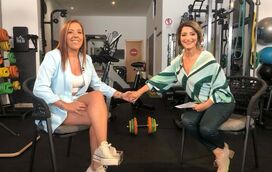 Tanya, ex-Tayti, apresenta a mulher pela primeira vez e recorda episódio dramático que as juntou