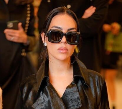 Georgina Rodríguez brilha na Semana da Moda de Paris