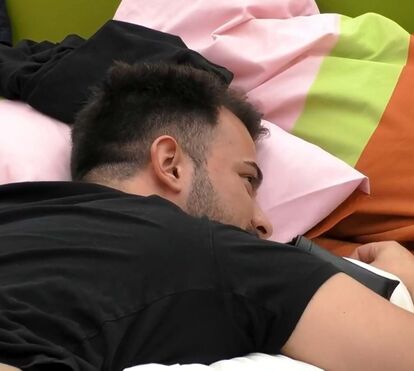 BB ao rubro! Ânimos exaltam-se por causa de uma mãozinha marota de Francisco Monteiro em Márcia Soares