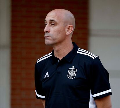 Luís Rubiales banido durante três anos de 'todas as atividades relacionadas com o futebol', anuncia FIFA