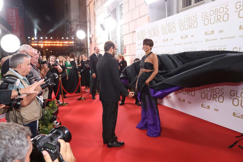 Sara Matos apostou forte: novo look para deslumbrar nos Globos de Ouro