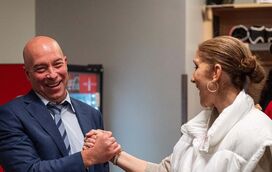 Céline Dion volta a aparecer mais de três anos depois para apoiar equipa de hóquei no gelo