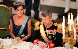 A aflição de Letizia na Dinamarca. Rainha lutou para saber pormenores de alegada traição do príncipe Frederico
