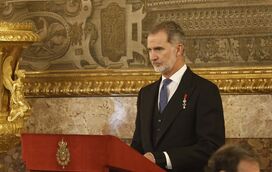 Dever a quanto obrigas! Felipe para sempre preso ao casamento com Letizia