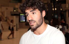 Recém-separado, José Condessa elogia o amor dos pais: "Sempre quis amar como amas a mãe"