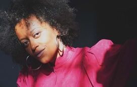 Há frases de Sara Tavares espalhadas por Lisboa para honrar o legado da artista
