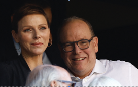 Escândalo no Mónaco. Príncipe Alberto II e irmãs processam funcionário que era confidente de Charlene