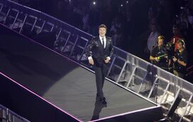 The show must go on! Tony Carreira celebra 35 anos de música com concerto esgotado e muita emoção