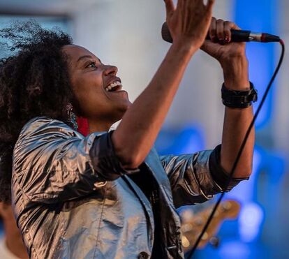 'Um ponto de Luz', a doce Sara Tavares