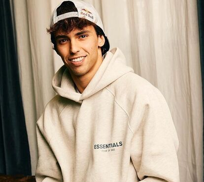 O que se passa com João Félix? Às críticas em campo soma-se a vida pessoal atribulada