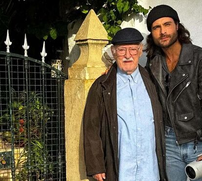 Enternecedor! Isaac Alfaiate homenageou Ruy de Carvalho com quem contracenou em 'Inspector Max'