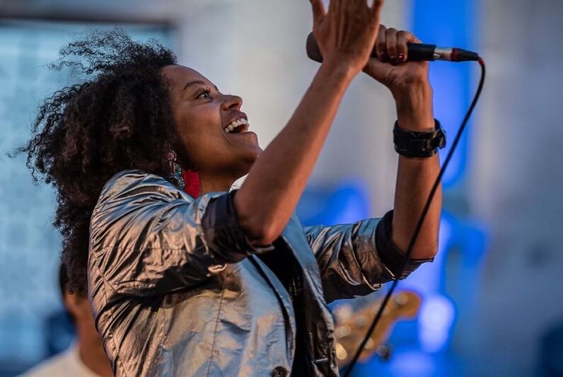 'Um ponto de Luz', a doce Sara Tavares