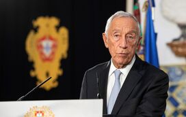 "Tratei-o como a outro cidadão": Marcelo nega favorecimento mas admite ter recebido e-mail do filho sobre caso das gémeas