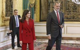 Bronca: Rei Felipe VI vira as costas a Letizia depois de escândalo da relação da mulher com o cunhado