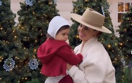 Catarina Gouveia e Liliana Filipa ditam moda para o Natal e transformam os filhos em influencers de palmo e meio