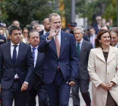 Sem Letizia, Felipe VI diverte-se em escapadinha e há foto