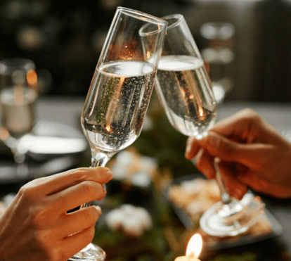 Entrar com o pé direito ou comer 12 passas? Sete superstições de Ano Novo que se tornaram quase num culto