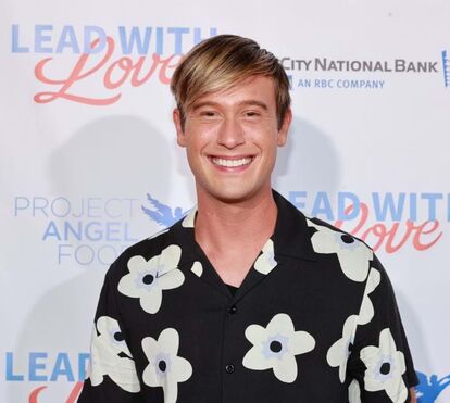 O fenómeno Tyler Henry, o médium dos famosos que já tem 600 mil pessoas em lista de espera