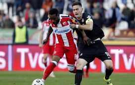 Internacional gabonês chamado a explicar como nasceu quatro anos depois da mãe ter... morrido