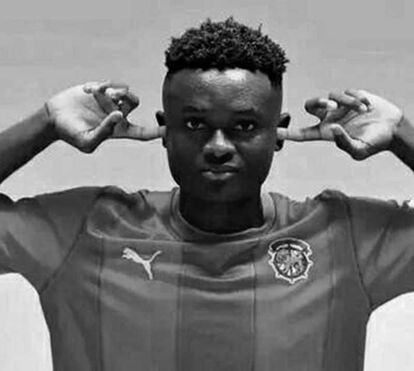 Ex-jogador angolano do Marítimo morre aos 20 anos após cair inanimado em jogo entre amigos