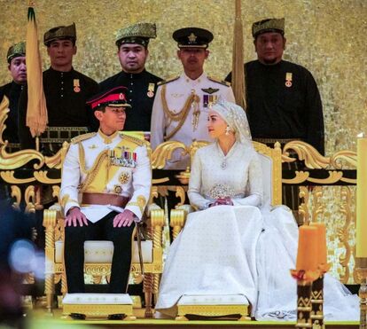 As melhores imagens do luxuoso casamento de 10 dias do príncipe Abdul Mateen do Brunei, que era considerado um dos solteiros mais apetecíveis da realeza