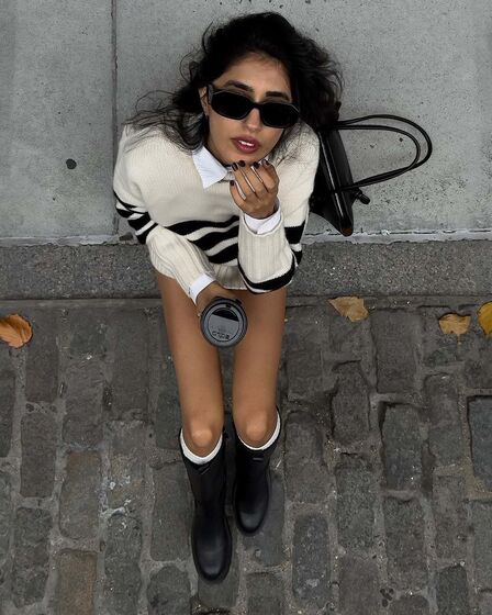 Adeus às 'biker boots' e às texanas! Saiba quais as novas botas que estão a fazer furor entre as influenciadoras da moda