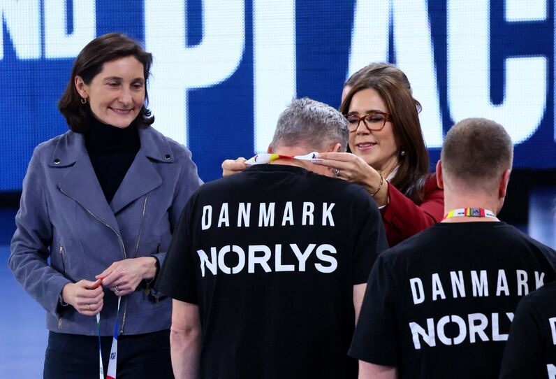 Rainha Mary, final europeu andebol, Alemanha